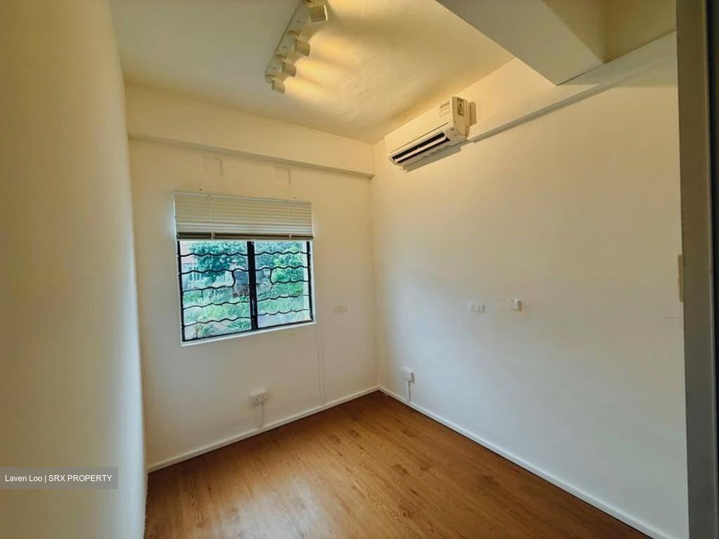 Macpherson Road (D13), Office #573653771